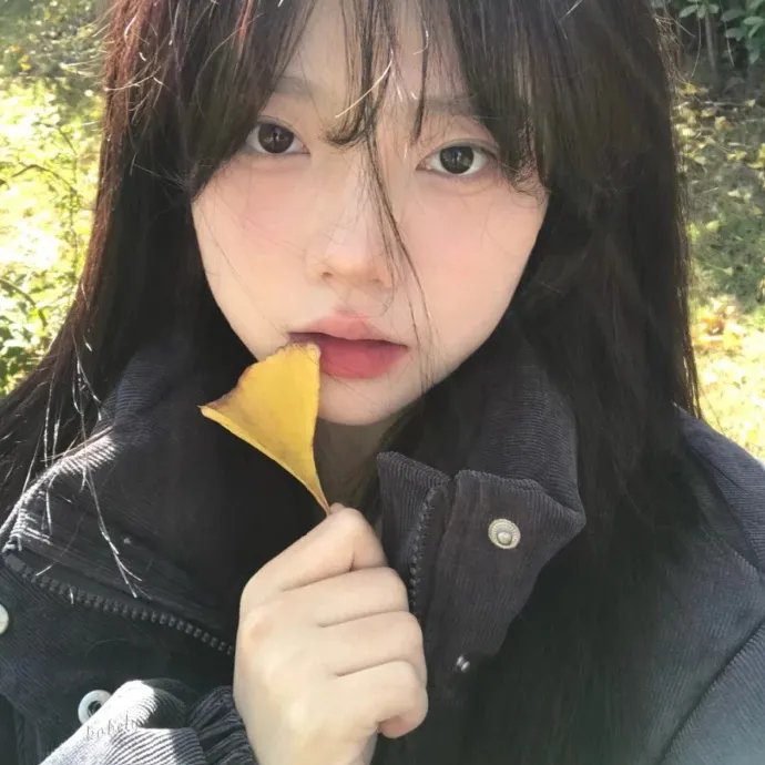 伊朗三面戏剧人生